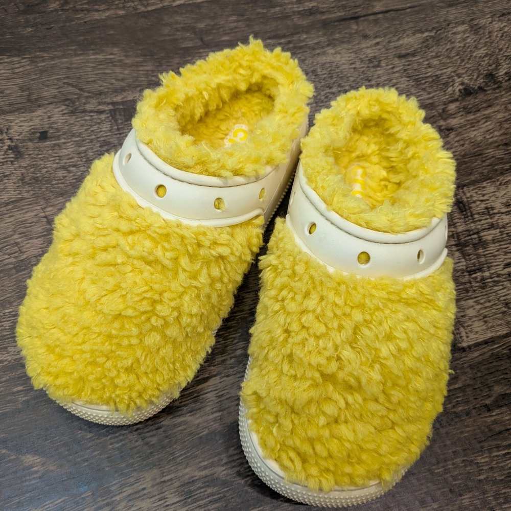 Crocs The Thing Fuzzy Clogs Sunflower Yellow M7 W9 211327 Sherpa Winter Dopamine - Picture 5 of 10